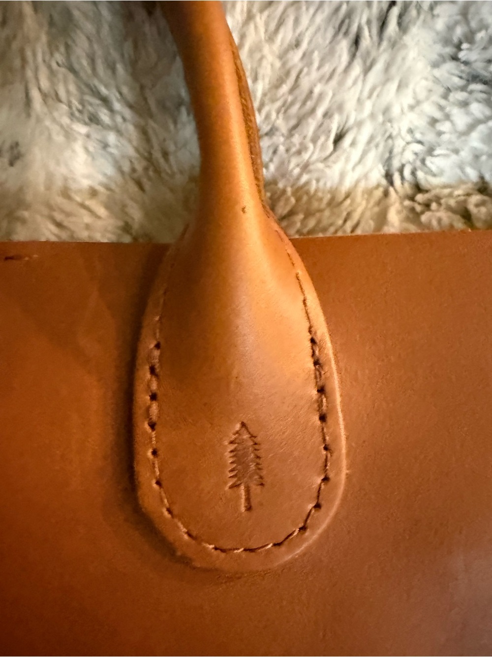 Portland Leather Goods- Large Raindrop bag - Picture 4 of 15